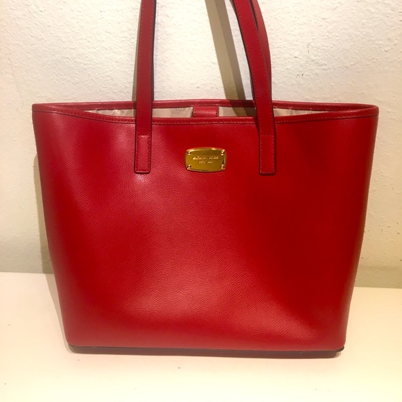 Michael Kors bag - Picture 1 of 5